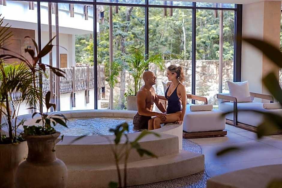 Hotel Secrets And Club (adults Only) 4*