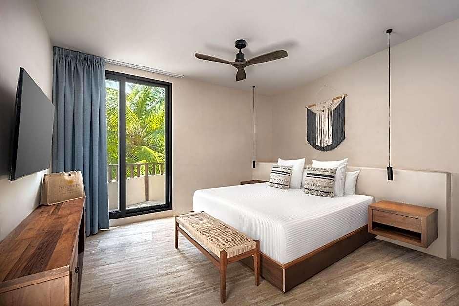 Hotel Secrets And Club (adults Only) 4*
