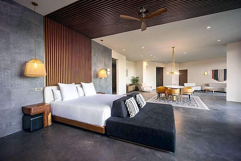 Secrets And Club (adults Only) Hotel 4*