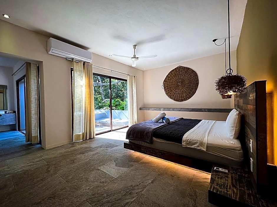 Hotel Kuun Taak 3*