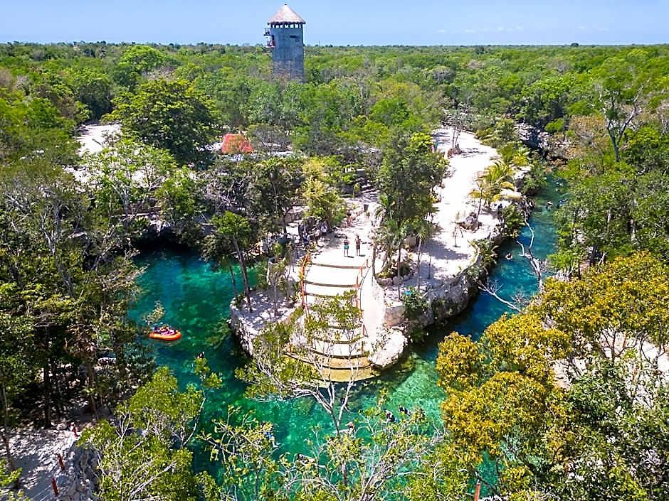 Casa Tortuga - Cenotes Park Inclusive Hotel
