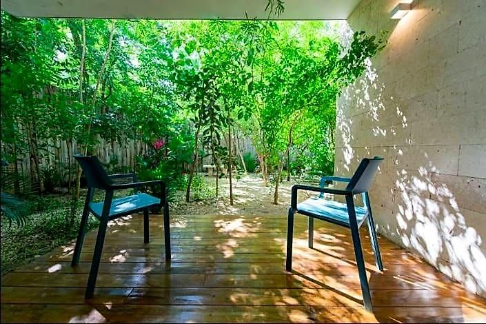 Cozy Ground And Terrace In La Veleta 2br 4 Guests