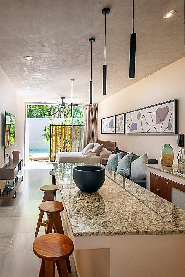 Chic With Swim-up Pool Access Hotel Tulum