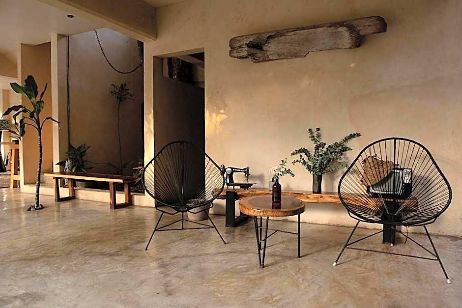 Botanica Hotel