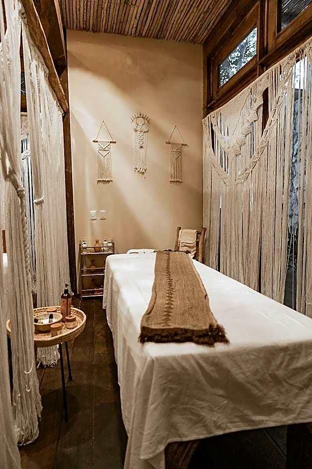 Kuunaa I Beer Sanctuary & (adults Only) Hotel
