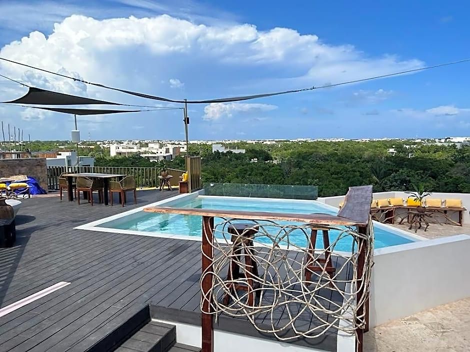 Xkeban Adults-only Weekend Party Hotel