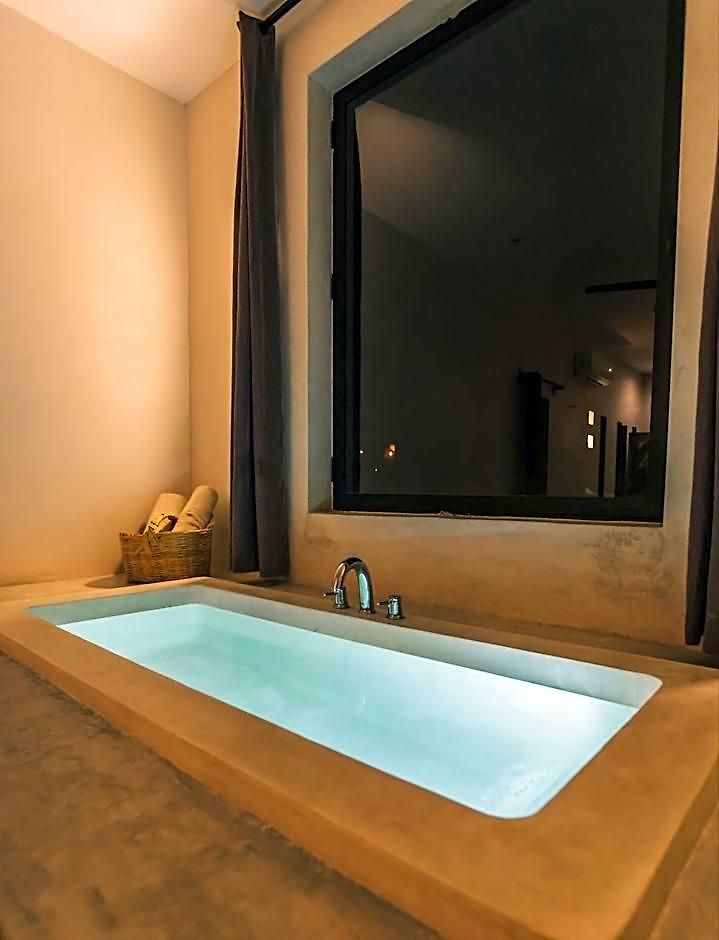 Yum Kaax Boutique Hotel