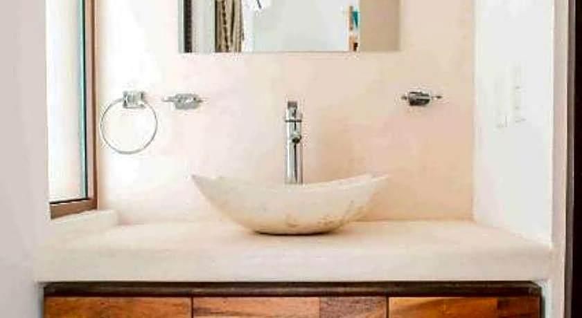Lagoon Boutique - Adults Only Hotel