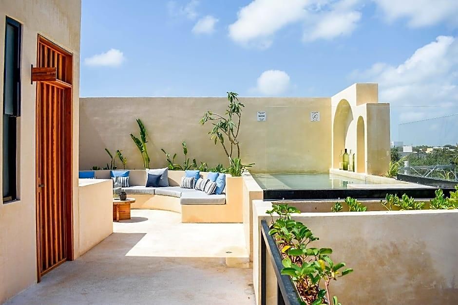 Eterna Hotel 4*