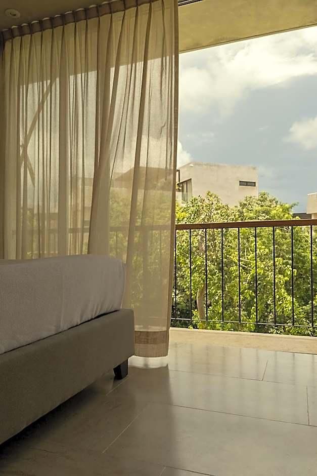 Chic With Private Pool & Rooftop Hotel 3*