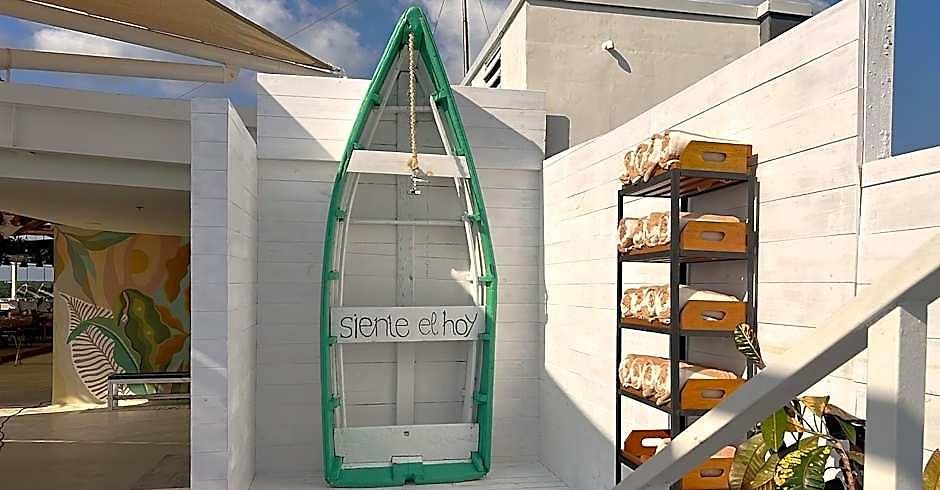 Siente & Cenote Club