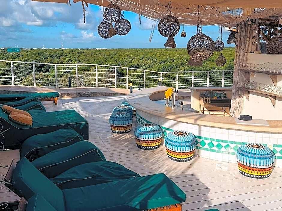 Siente & Cenote Club 4*