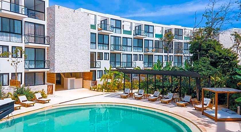 Hotel The Waves By Experience 4*
