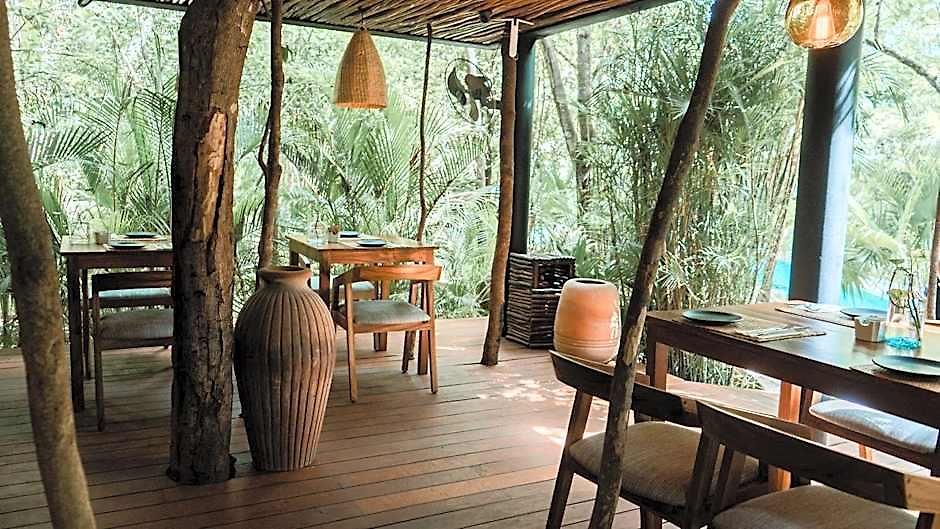 Hotel Copal