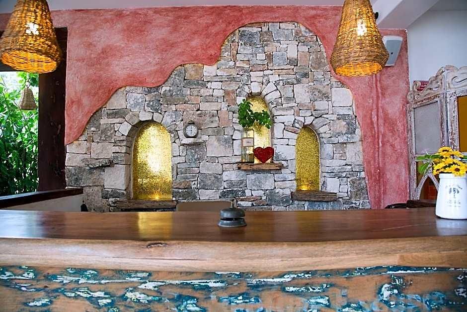 Livetulum Apartahotel 4*