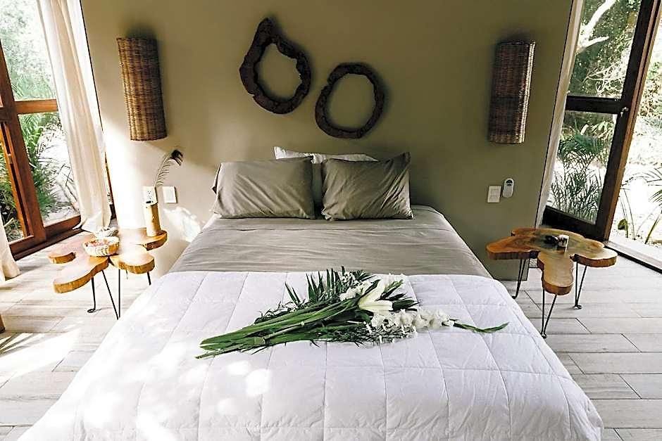 Mamasan Treehouses & Hotel 4*