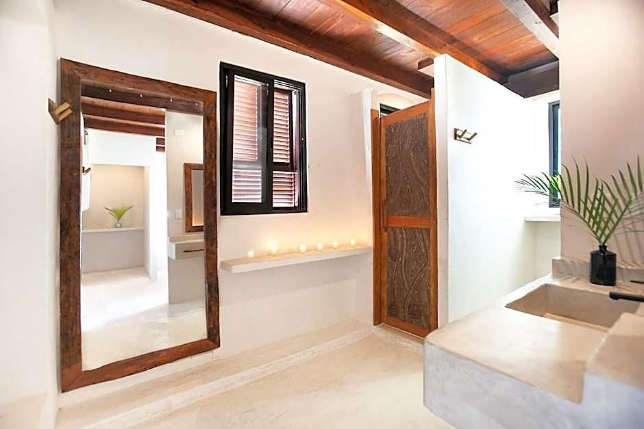 Hotel Mohave Jungle 2*
