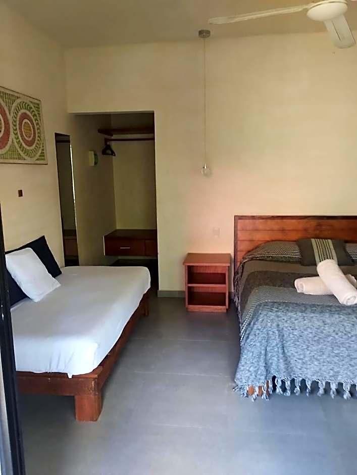 Uolis Nah Hotel 3*