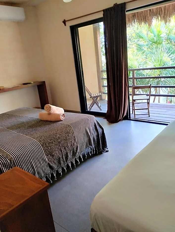 Hotel Uolis Nah 3*