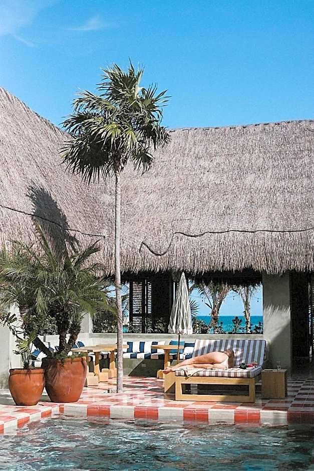 Panamera Hotel 4*