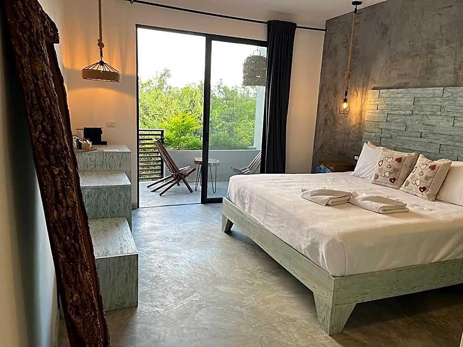 Hotel Little Gem La Veleta 4*