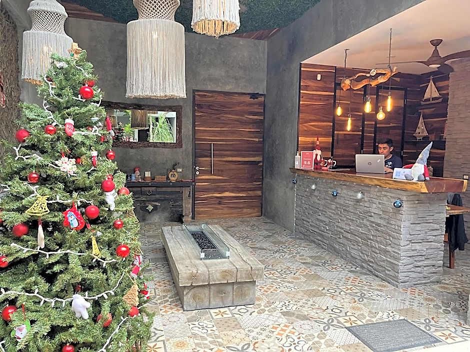 Little Gem La Veleta Hotel