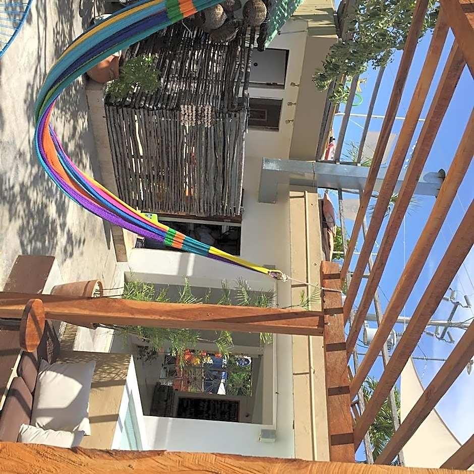 Teetotum Hotel 3*