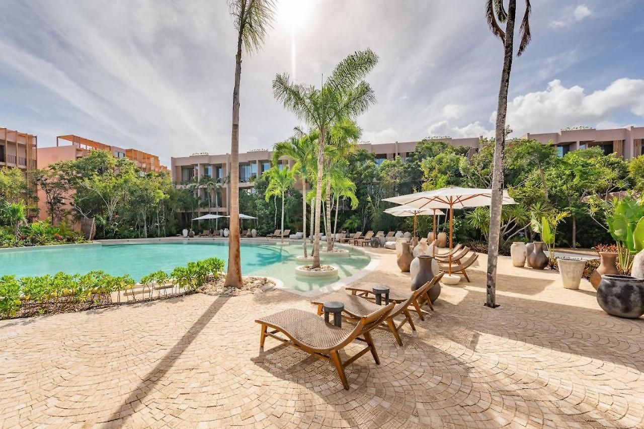 Apartment Amazing 1br Jungle With Restaurant, Pool And Gym