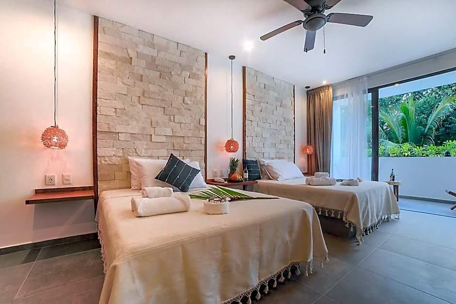 Blanco Adults Only Hotel 3*