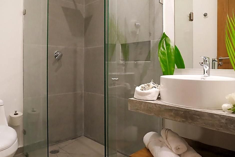Hotel Blanco Adults Only