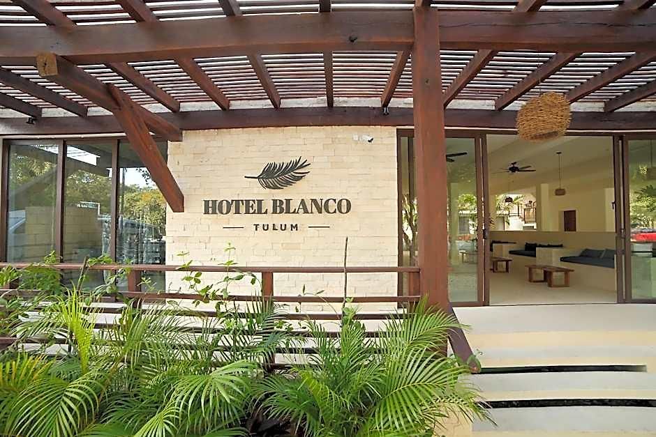 Blanco Adults Only Hotel