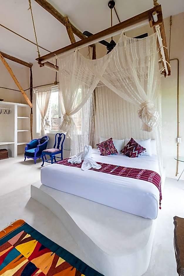Cormoran & Cenote Hotel Tulum