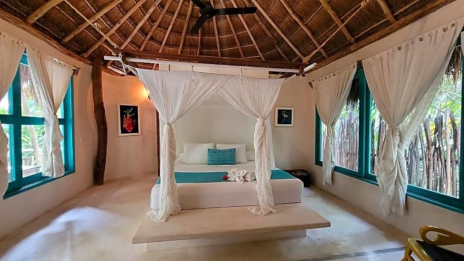 Hotel Cormoran & Cenote Tulum