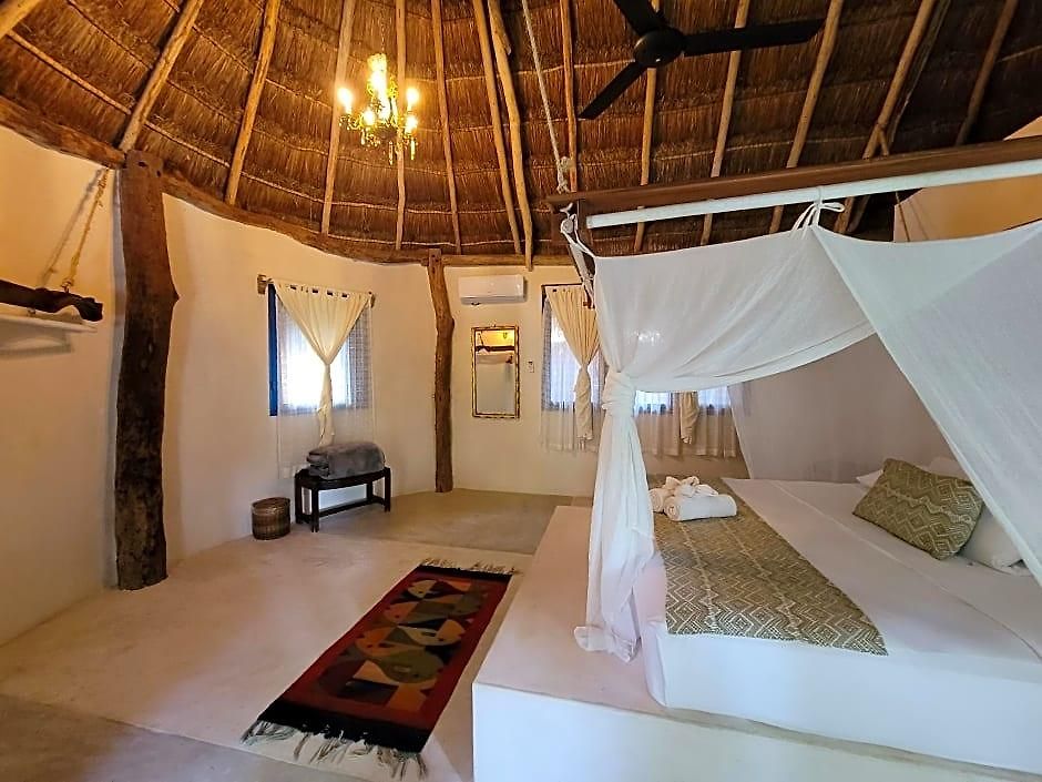 Hotel Cormoran & Cenote