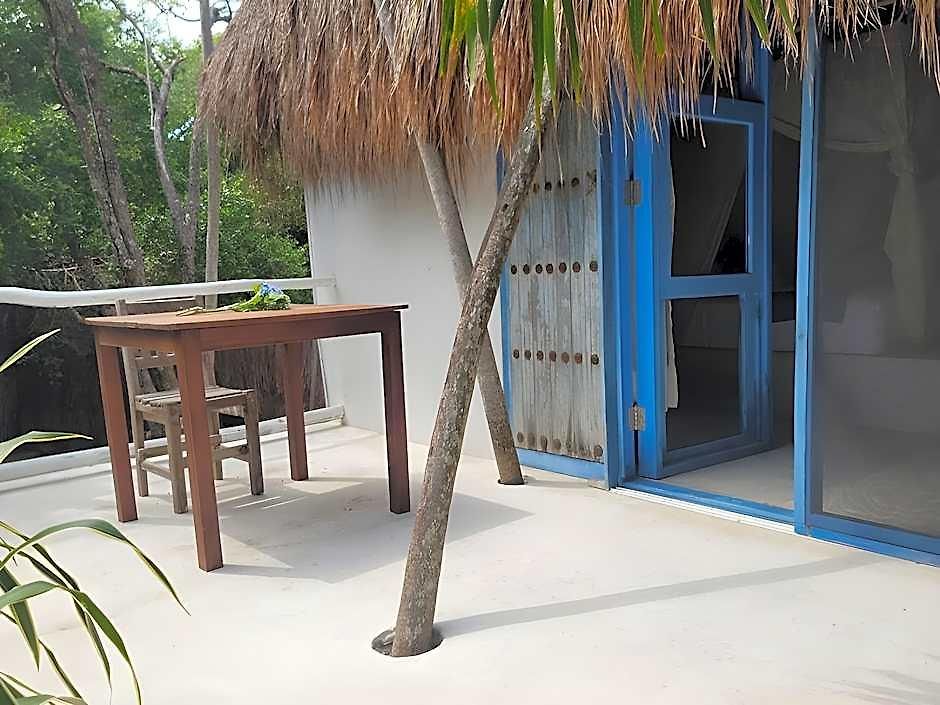 Hotel Cormoran & Cenote Tulum