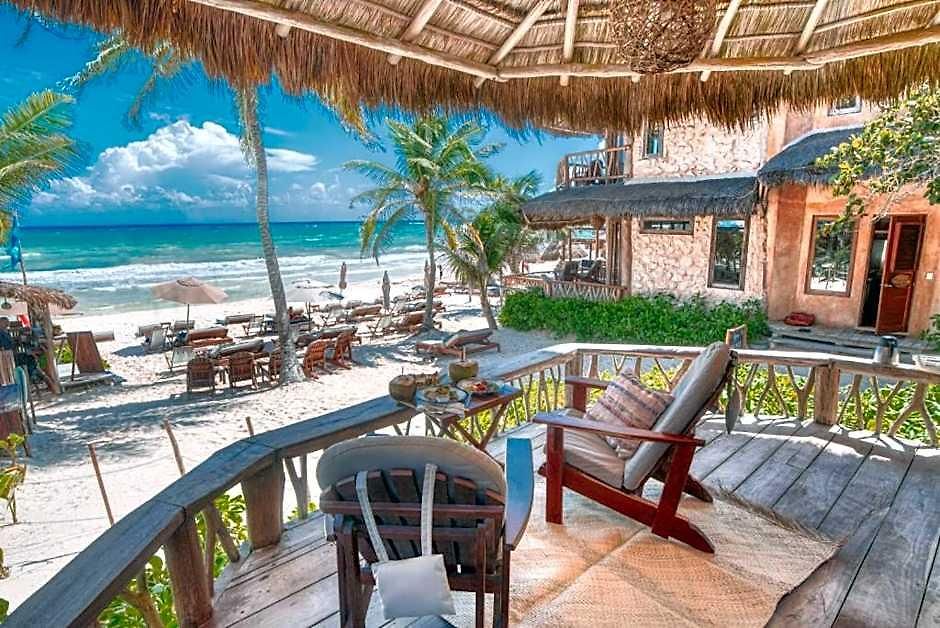 Alaya Beachfront Hotel