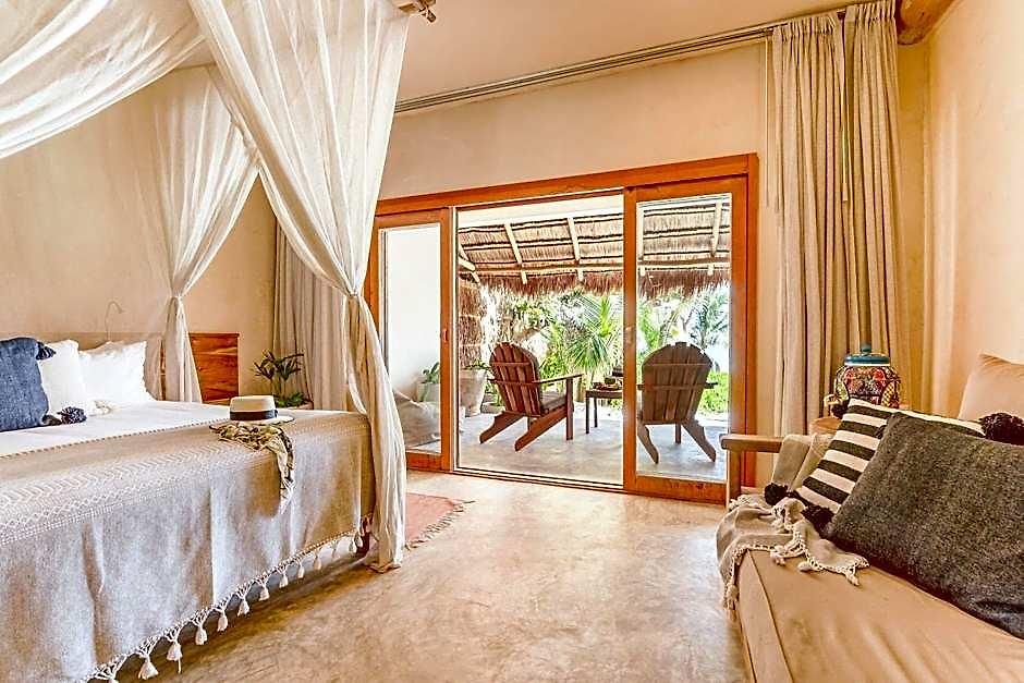 Hotel Ahau Beachfront (adults Only) 4*