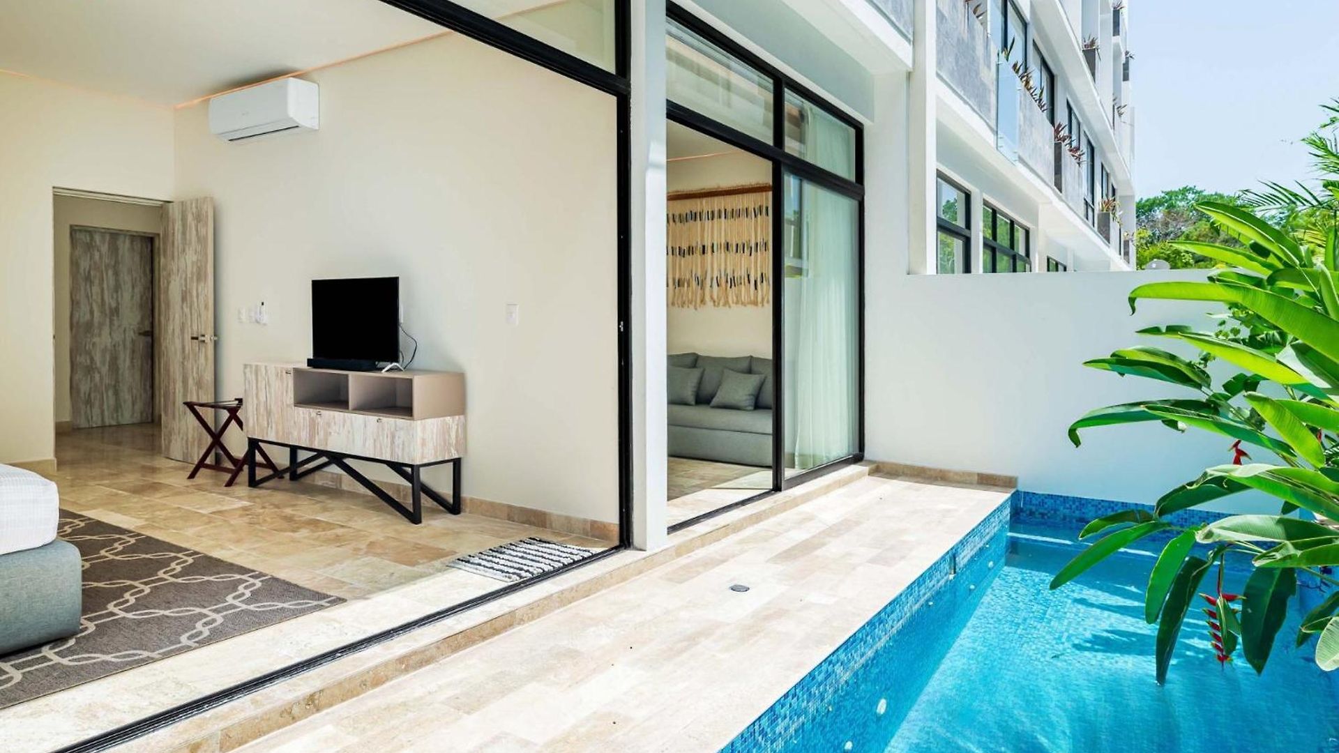 Stylish Sexy 1 Bd W/ Private Pool & Rooftop Pool * Tulum