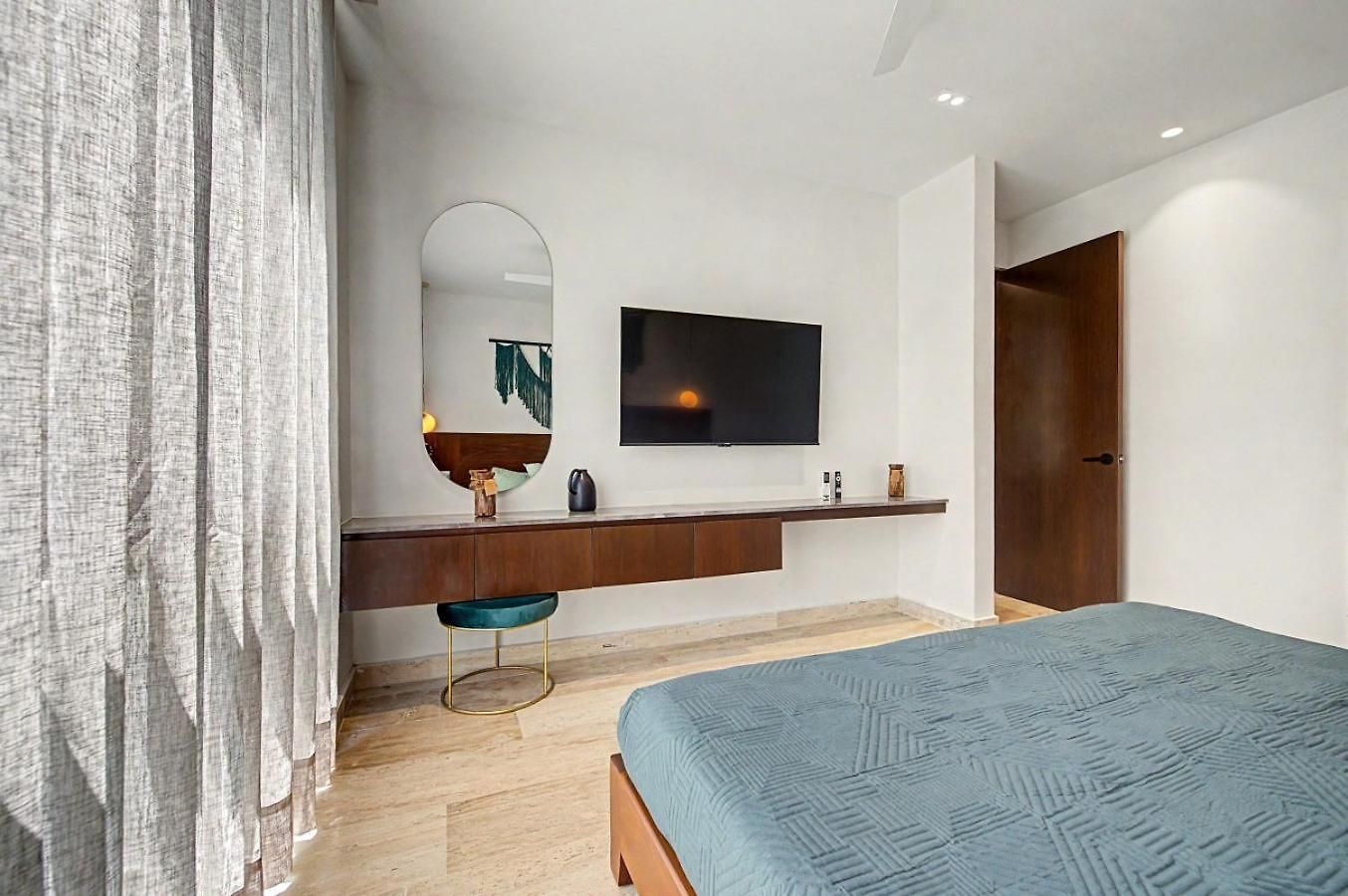 Holiday home Lux 1br With Rooftop Pool, Spa, Gym, Kids Playroom *