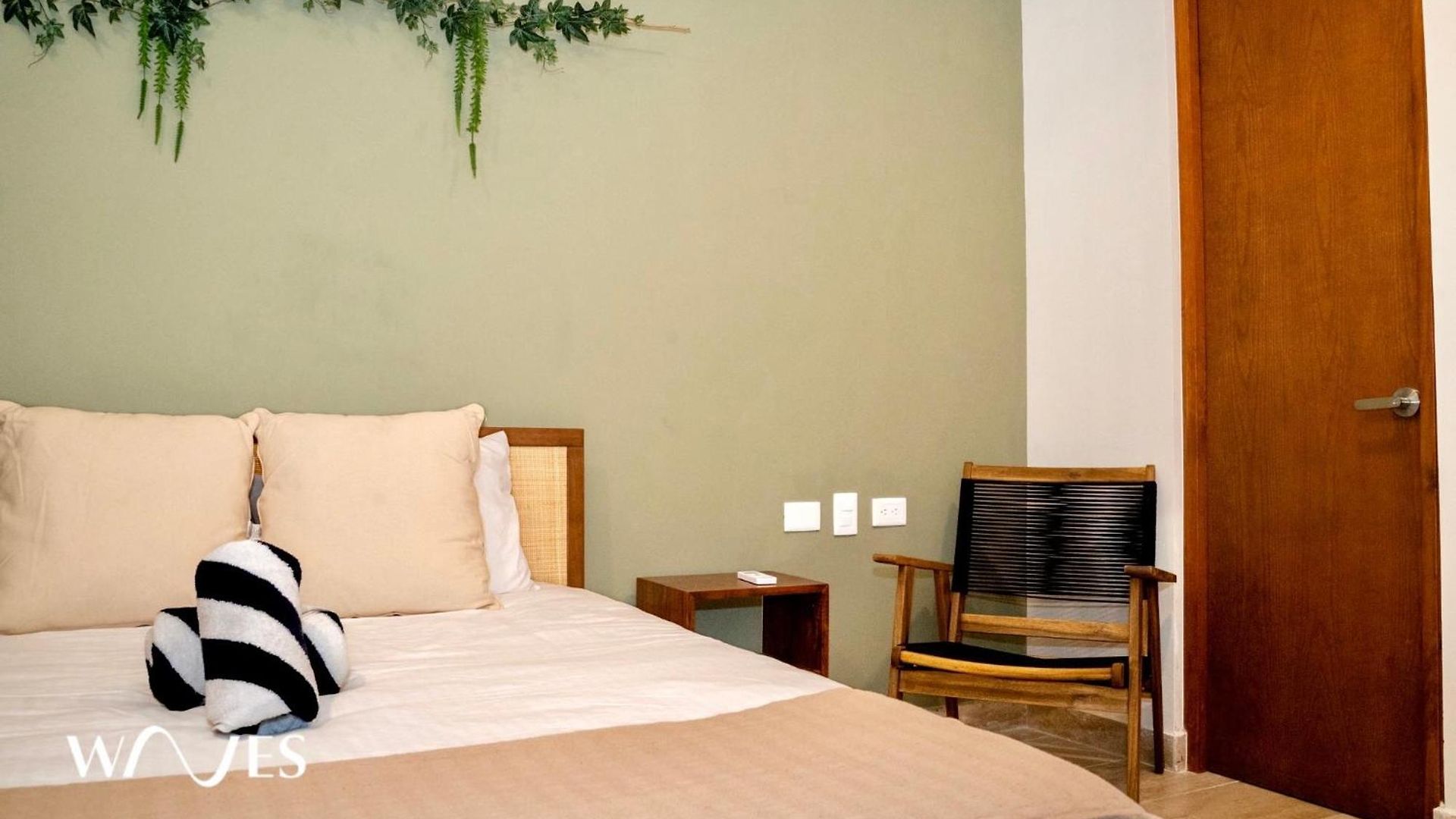 Pv Premium Residences By Waves *