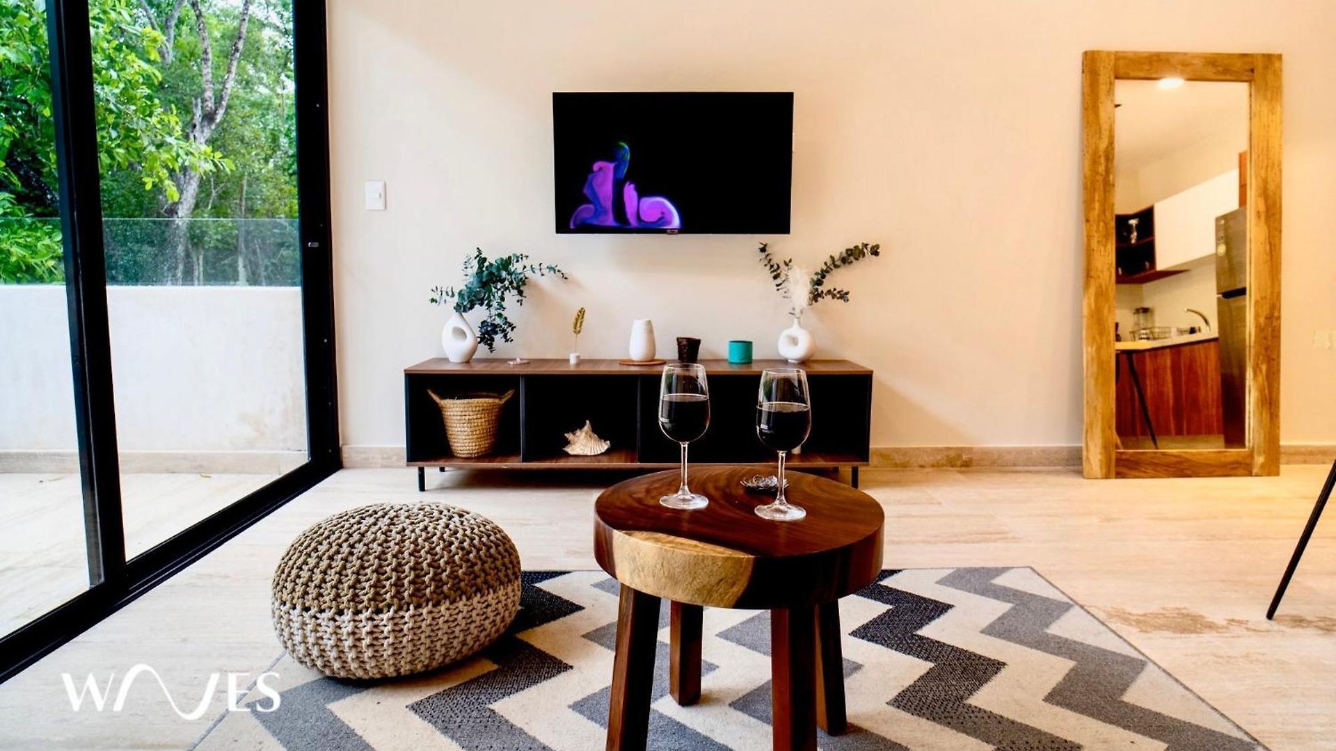 Pv Premium Residences By Waves *