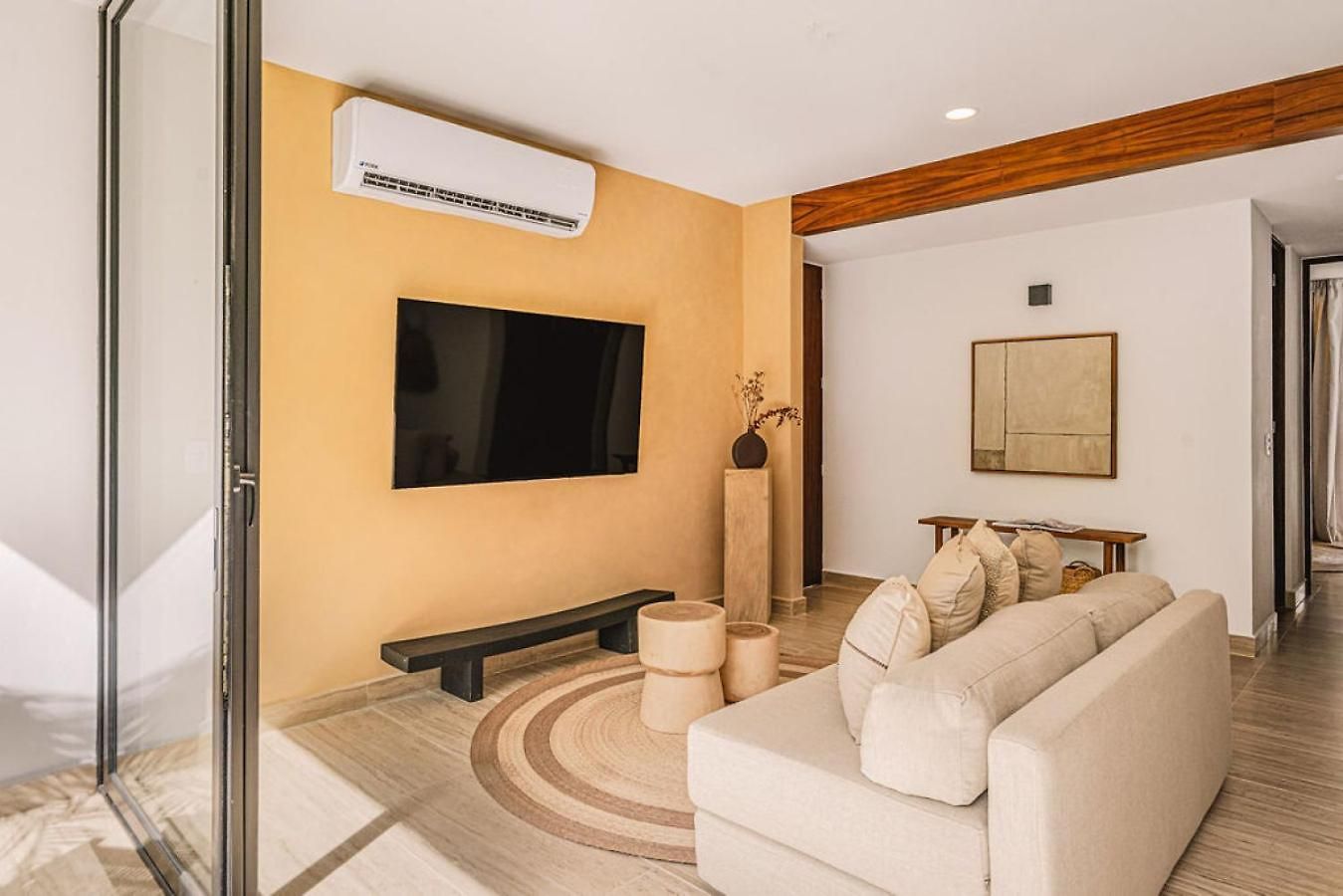 Divine 2br With Access Gym Fast Wifi