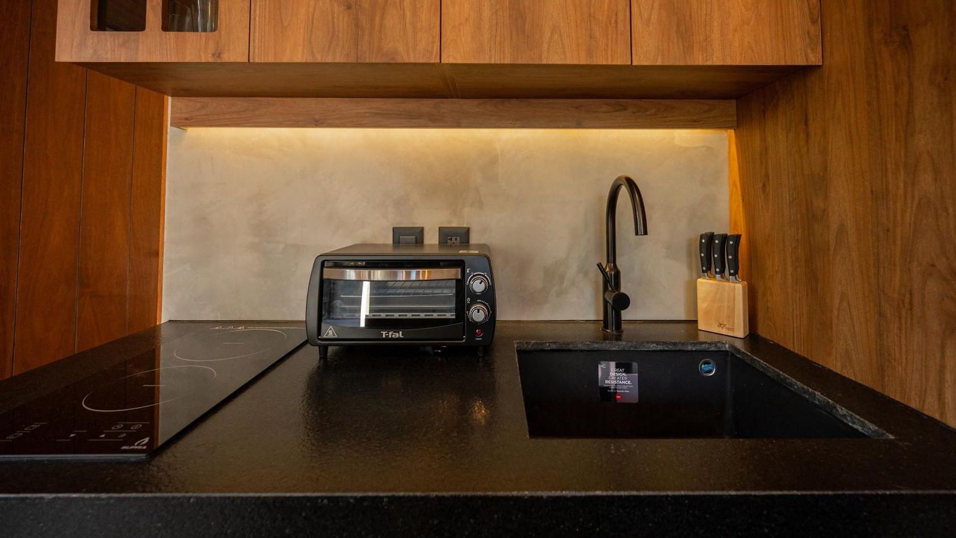 Apartment Nomad Humans Residences