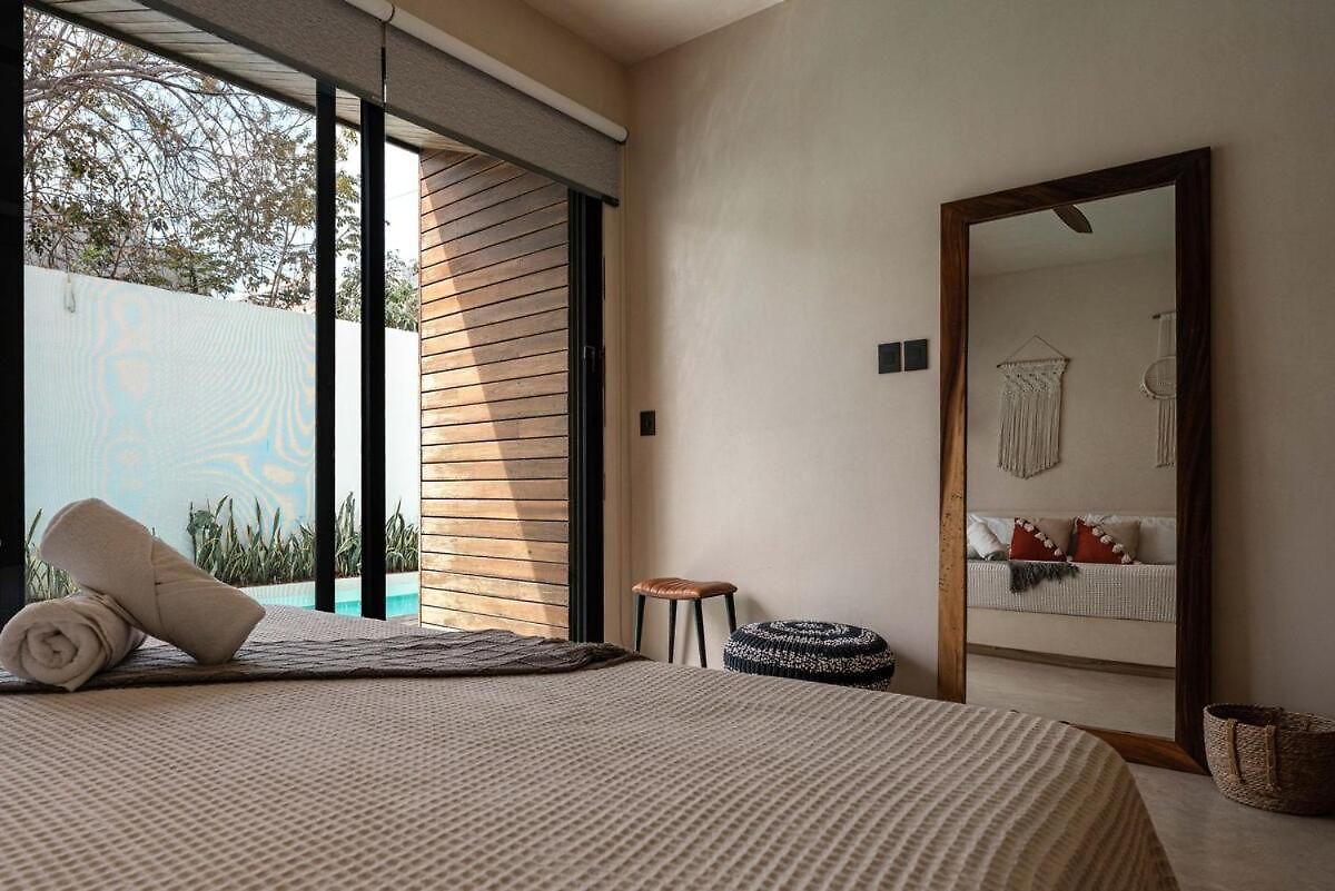 Villa Boho Chic 5 Bedroom Private Pool & Roof Bar *