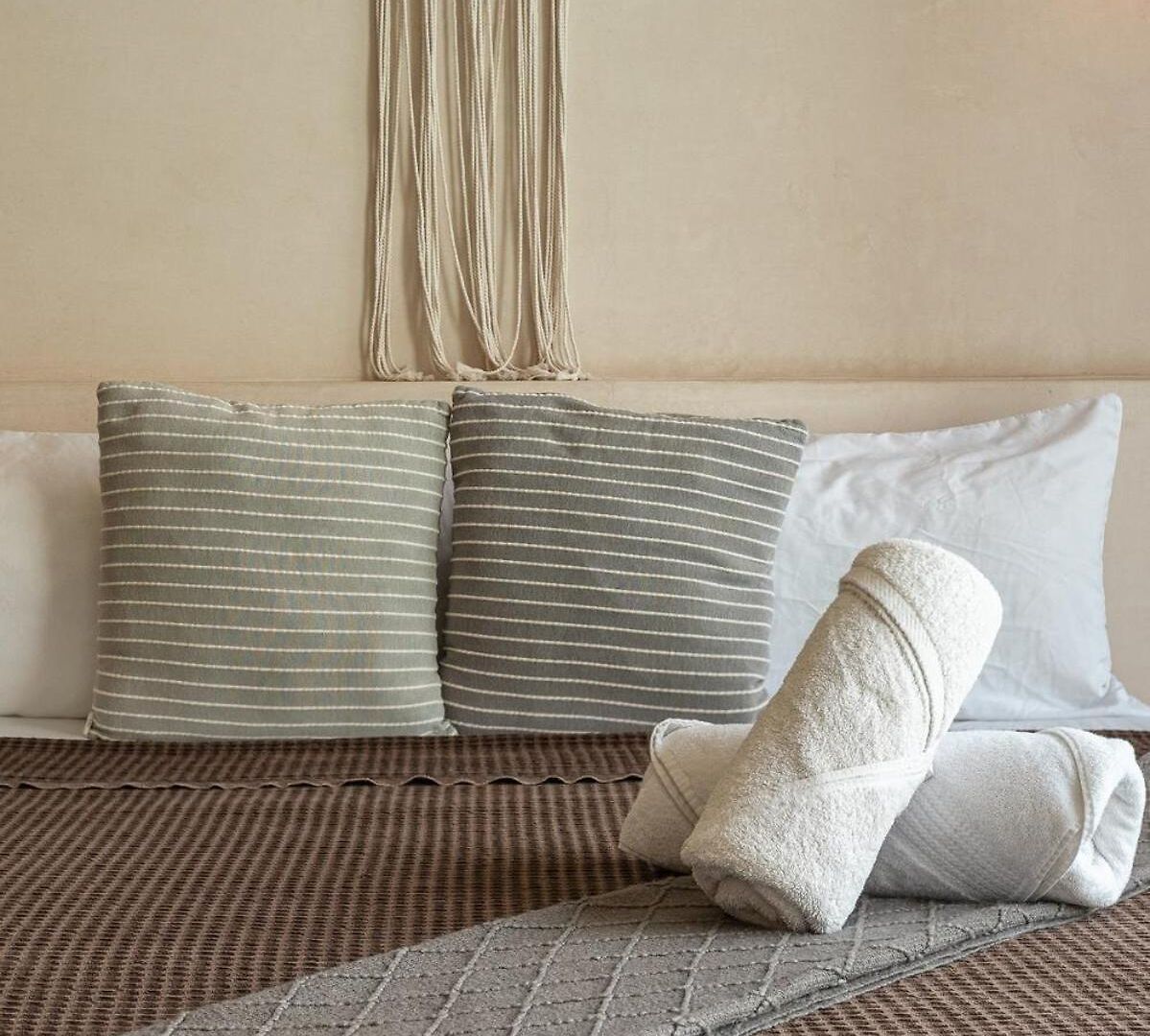 Villa Boho Chic 5 Bedroom Private Pool & Roof Bar