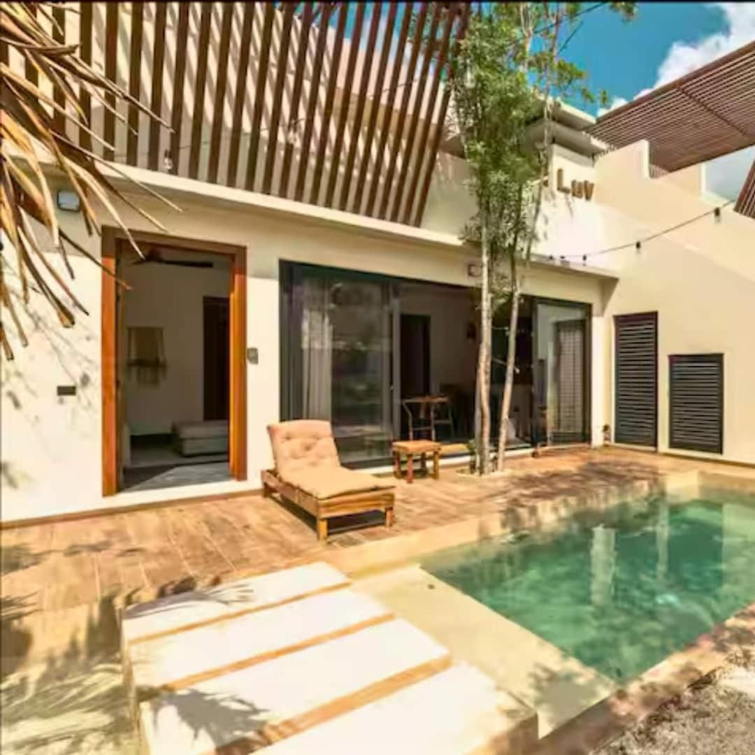 Casa Luv 4br 4ba Downtown 2 Private Pools Villa *
