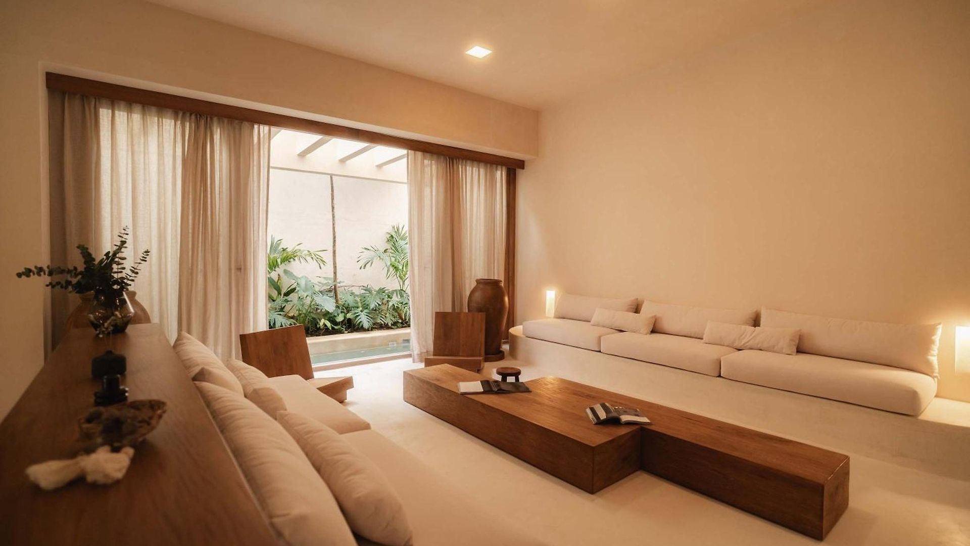 Holiday home Luxury Rooftop Pool 4br Security