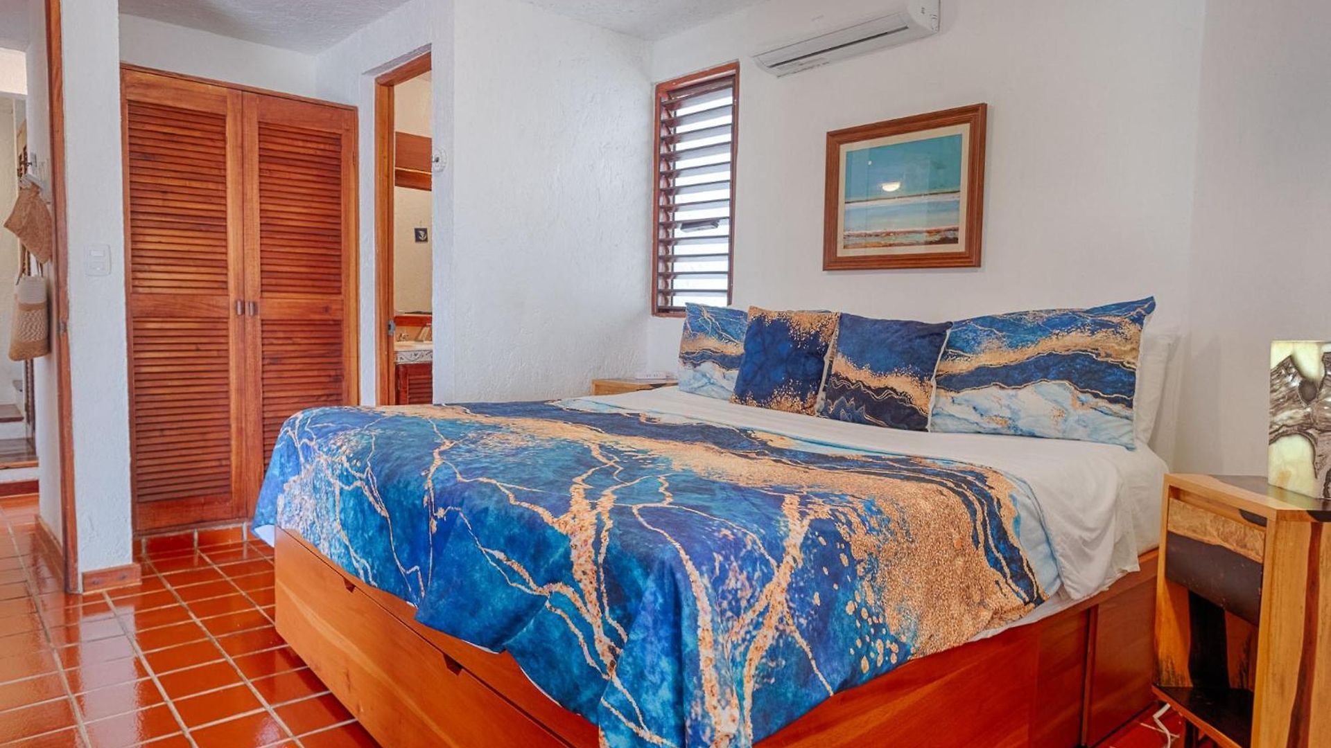 Villa Oceanfront Pool 3 King Beds