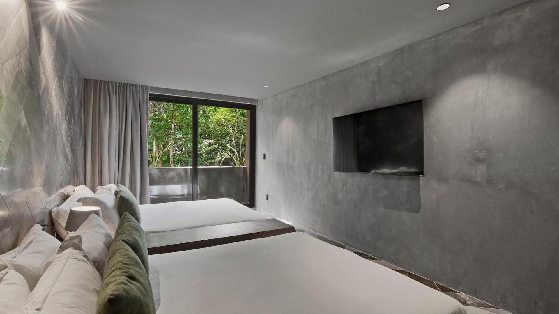 Casa 4 Bedroom With Rooftop Pool & Free Access