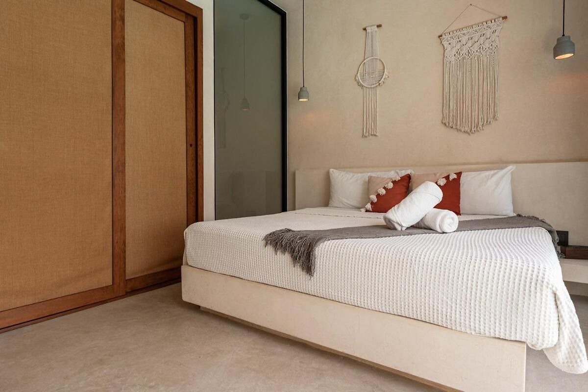 Boho Chic 5 Bedroom Private Pool & Roof Bar Villa